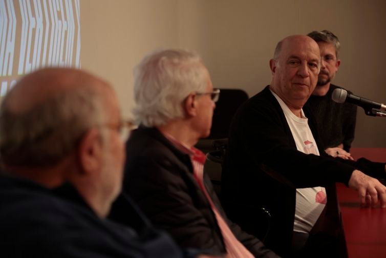 Paulo Pinto/Agência Brasil São Paulo (SP), 12/07/2025 - Paulo Vannuchi participa do evento do museu Memorial da Resistência de SP junto à Editora Vozes, do lançamento do livro Brasil: Nunca Mais.
Apenas quatro meses após o “fim” da ditadura militar brasileira, o livro Brasil: Nunca Mais foi lançado discretamente em julho de 1985. Foto: Paulo Pinto/Agência Brasil