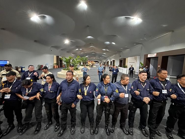 Tânia Rêgo/Agência Brasil. Belém- 20/11/2025 - Incêndio em pavilhão da COP30. Foto: Tânia Rêgo/Agência Brasil.