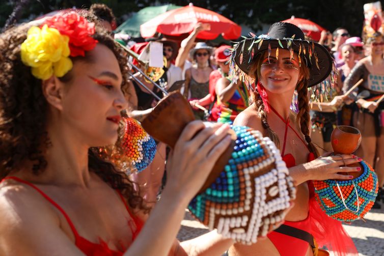 Rio de Janeiro (RJ), 18/02/2026 – Bloco Mulheres Rodadas se apresenta no Largo do Machado, na zona sul do Rio de Janeiro. Foto: Tomaz Silva/Agência Brasil