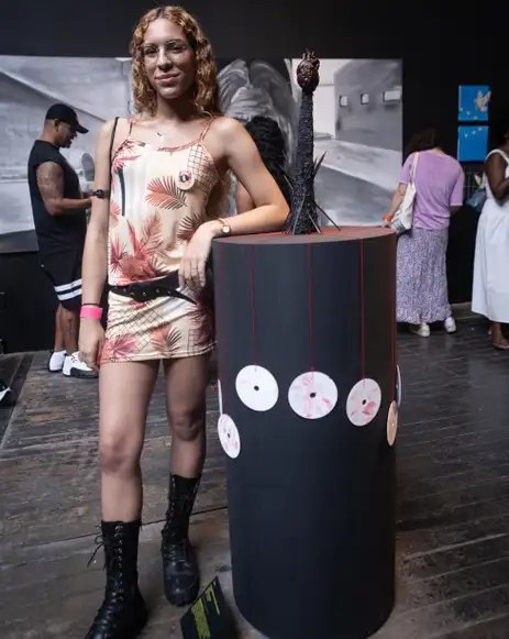 Foto: Thiego Mattos/Divulgação Rio de Janeiro (RJ), 02/03/2026 - FOTO DE ARQUIVO - Exposição no Rio de Janeiro debate encarceramento e justiça social. Obras de egressos e familiares refletem sobre saúde mental e ressocialização. Foto: Thiego Mattos/Divulgação