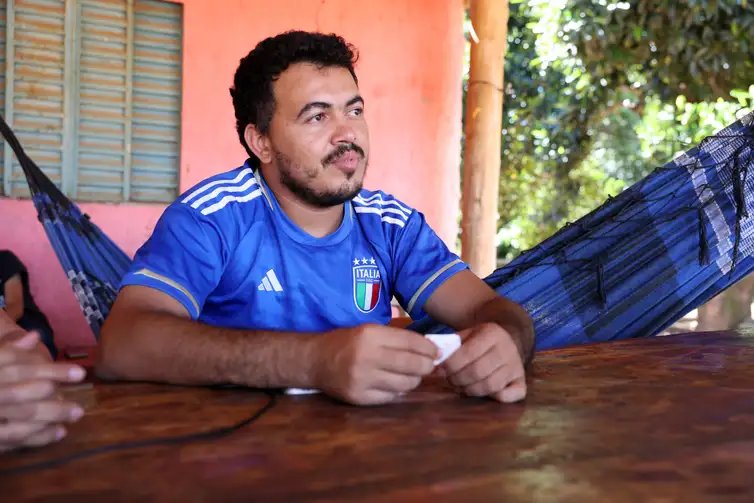 Valter Campanato/Agência Brasil Brasília (DF), 26/03/2026 - Willianderson Moreira, morador do Quilombola Antinha de Baixo no Santo Antônio do Descoberto. Foto: Valter Campanato/Agência Brasil