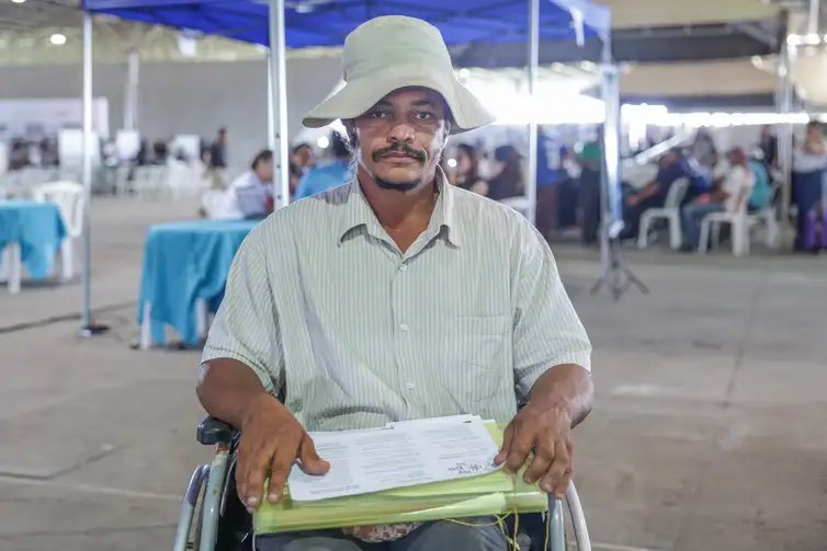 Brasília (DF), 27/04/2026 - Roberto Sena Trindade, no lançamento da ação Registre-se Pop Rua, mutirão do Conselho Nacional de Justiça (CNJ) de atendimento à população em situação de rua, promovido pela Justiça Federal do Distrito Federal.
Foto: Joédson Alves/Agência Brasil