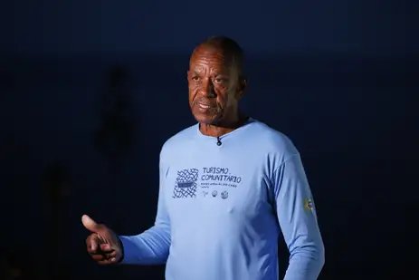 Arraial do Cabo (RJ), 13/04/2026 – O pescador José Antônio Freitas Batista atua há 49 anos na Reserva Extrativista (RESEX) Marinha do Arraial do Cabo. Foto: Fernando Frazão/Agência Brasil