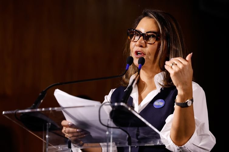 Rio de Janeiro (RJ), 31/03/2026 - A primeira dama do Brasil, Janja Lula da Silva, fala durante evento “Responsabilidade Empresarial no Enfrentamento ao Feminicídio, à Violência de Gênero e pela Transformação Cultural”, promovido pela Petrobras, Governo Federal e Banco do Brasil, no  Museu de Arte Moderna do Rio (MAM). Foto: Tânia Rêgo/Agência Brasil