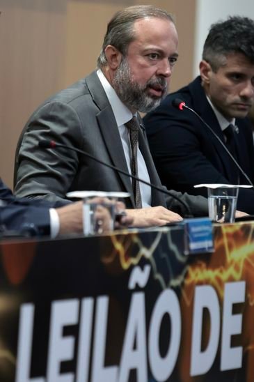 São Paulo (SP), 18/03/2026 - Ministro de Minas e Energia, Alexandre Silveira, participa de entrevista coletiva para falar sobre Leilão de Reserva de Capacidade na forma de Potência de 2026 - UTEs a Gás Natural, Carvão Nineral e UHEs, realizado pela Câmara de Comercialização de Energia Elétrica e Ministério das Minas e Energia. Foto: Paulo Pinto/Agencia Brasil