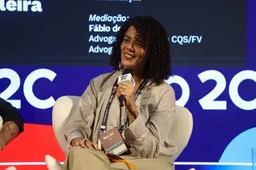 Rio de Janeiro (RJ), 28/05/2026 – A diretora de preservação e difusão audiovisual do Ministério da Cultura, Daniela Fernandes fala durante painel Audiovisual em Toda Parte: experiências de promoção, formação de público e direito de acesso à produção brasileira, palco MinC Conecta, no Rio 2C, na Cidade das Artes, na zona oeste do Rio de Janeiro. Foto: Tomaz Silva/Agência Brasil