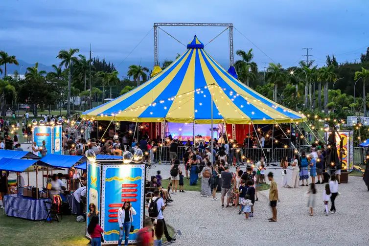 Rio de Janeiro (RJ), 12/10/2025 - O Museu do Pontal celebra o Dia da Criança e os 3 anos de sua nova sede, na Barra da Tijuca, com uma maratona circense. O Festival de Circo no Museu do Pontal terá espetáculos e performances do mundo do picadeiro, apresentações musicais, brincadeiras e oficinas. Foto: Ratão Diniz/Divulgação
