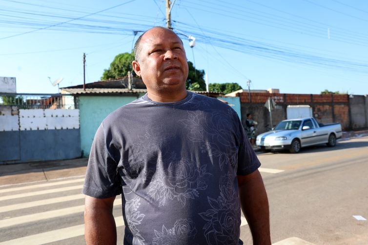 Valter Campanato/Agência Brasil Águas Lindas de Goiás (GO), 03/10/2026 - Divino Eustáquio em dia de votação das Eleições 2026, na Escola Municipal Domingos Simão de Oliveira. Foto: Valter Campanato/Agência Brasil