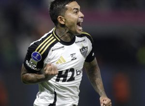 2025-10-22t022847z_1760711698_up1elam06vwmm_rtrmadp_3_soccer-sudamericana-idl-aml.jpg