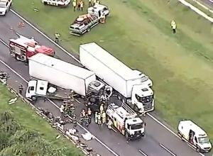 Quatro vítimas de acidente em Jundiaí permanecem internadas em estado grave - Foto: Reprodução/TV