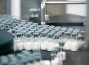 Ingrediente farmacêutico ativo da vacina é totalmente feito no Butantan, assim como os testes de controle de qualidade e os estudos clínicos. Foto: Butantan/GESP