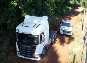 Foto: Reprodução/Divulgação (editada por IA)