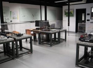 foto_5_-_faculdade_inovadora_-_laboratorio.jpg