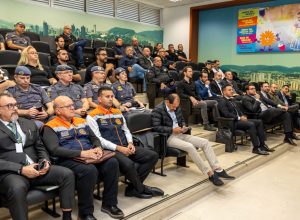 Foram convidados para participar da reunião representantes das forças policiais da Região, secretários de segurança e membros da Defesa Civil, Corpo de Bombeiros e Polícia Rodoviária Federal  - Foto: PMJ