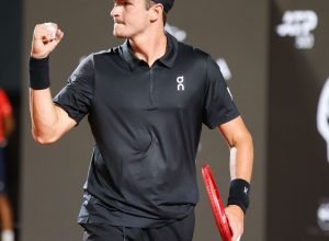 joao_fonseca_vence_thiago_monteiro_em_duelo_brasileiro_pelo_rio_open.jpg