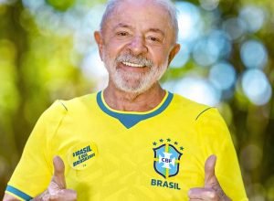 lulacamisaselecao.jpeg