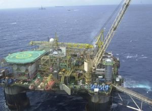 plataforma_de_petroleo_1.jpg